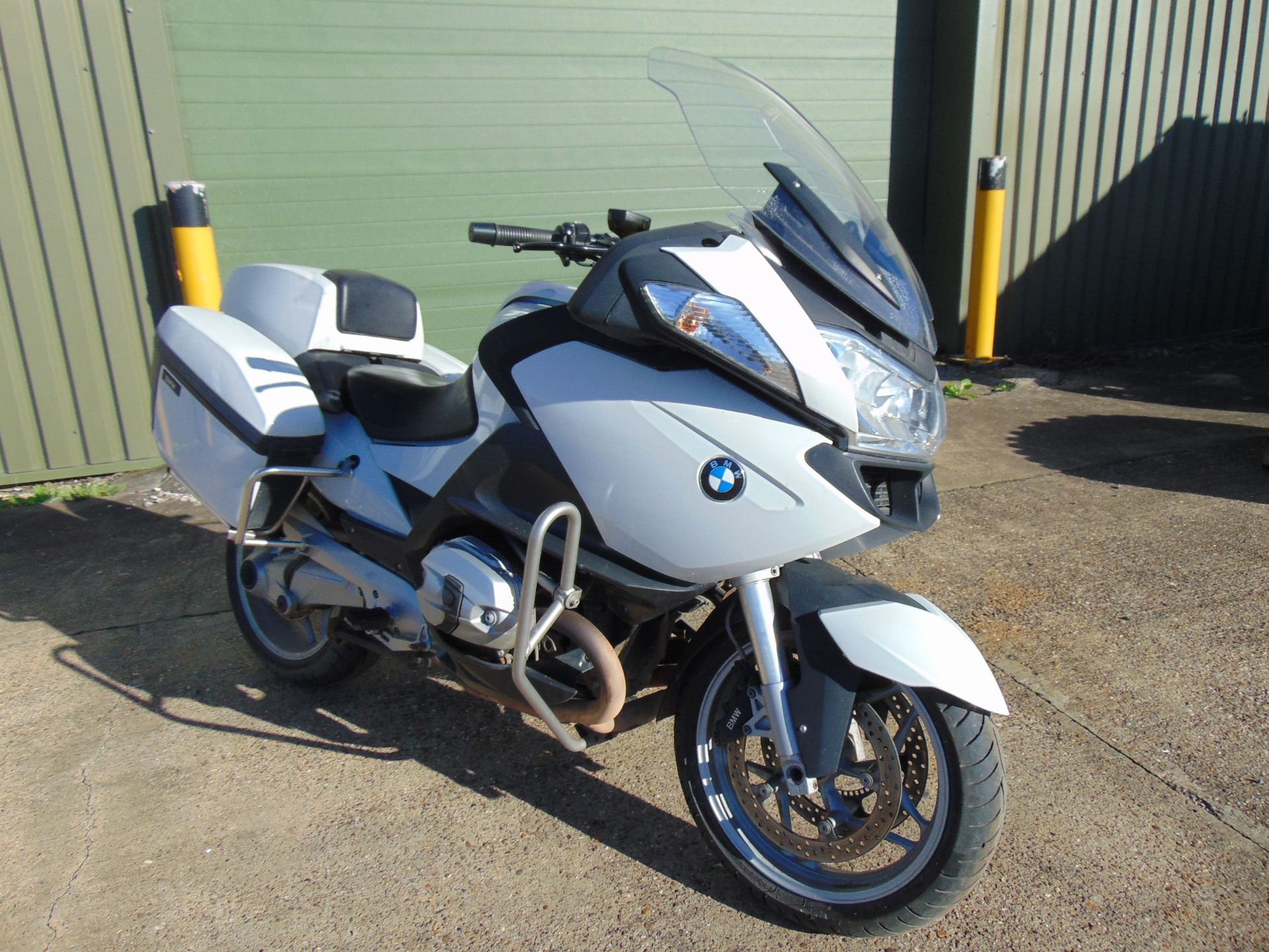 UK Police 2013 BMW R1200RT Motorbike ONLY 35,847 Miles! - Image 2 of 22