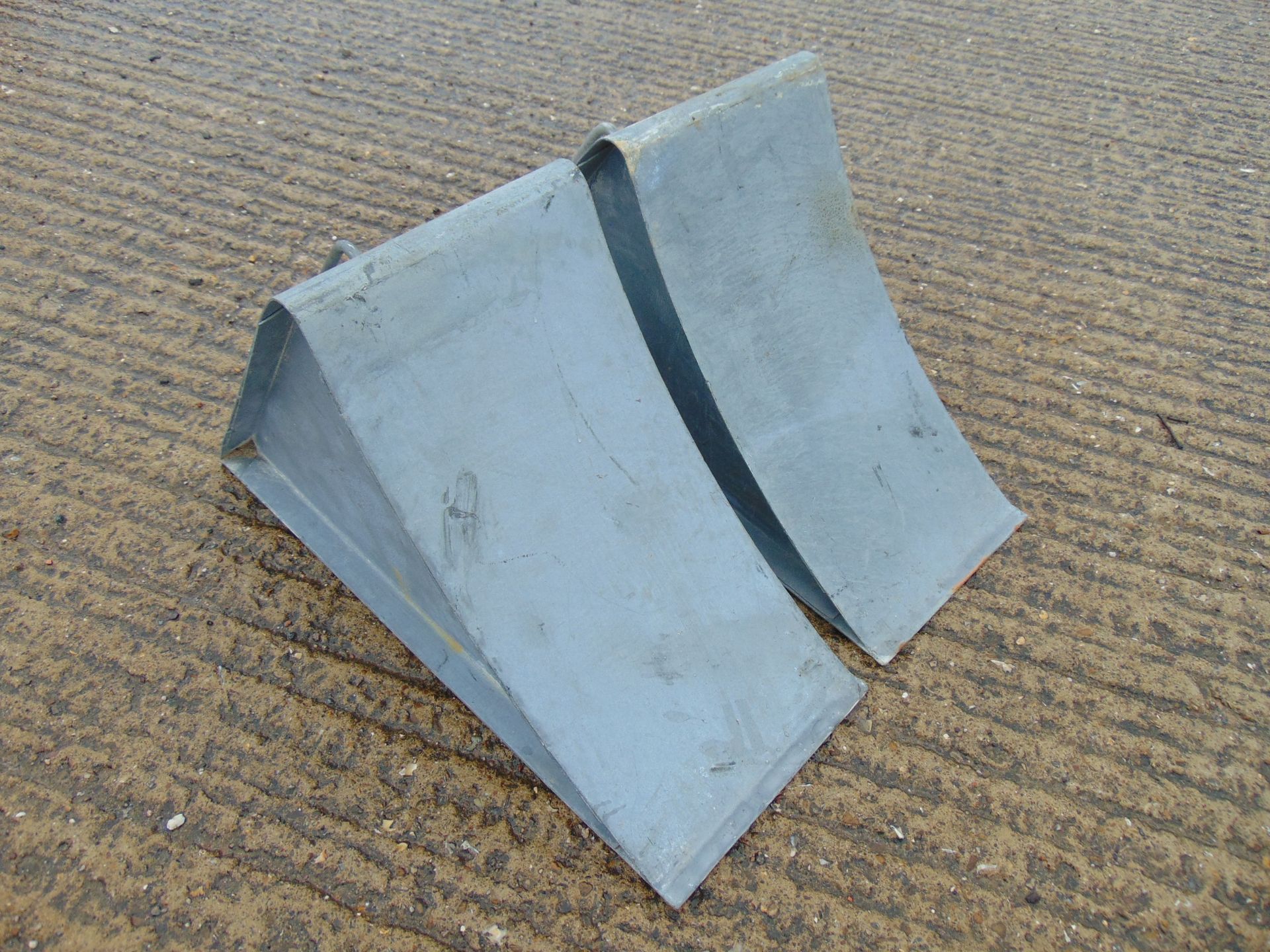 2 x Large Heavy Duty Steel Wheel Chocks