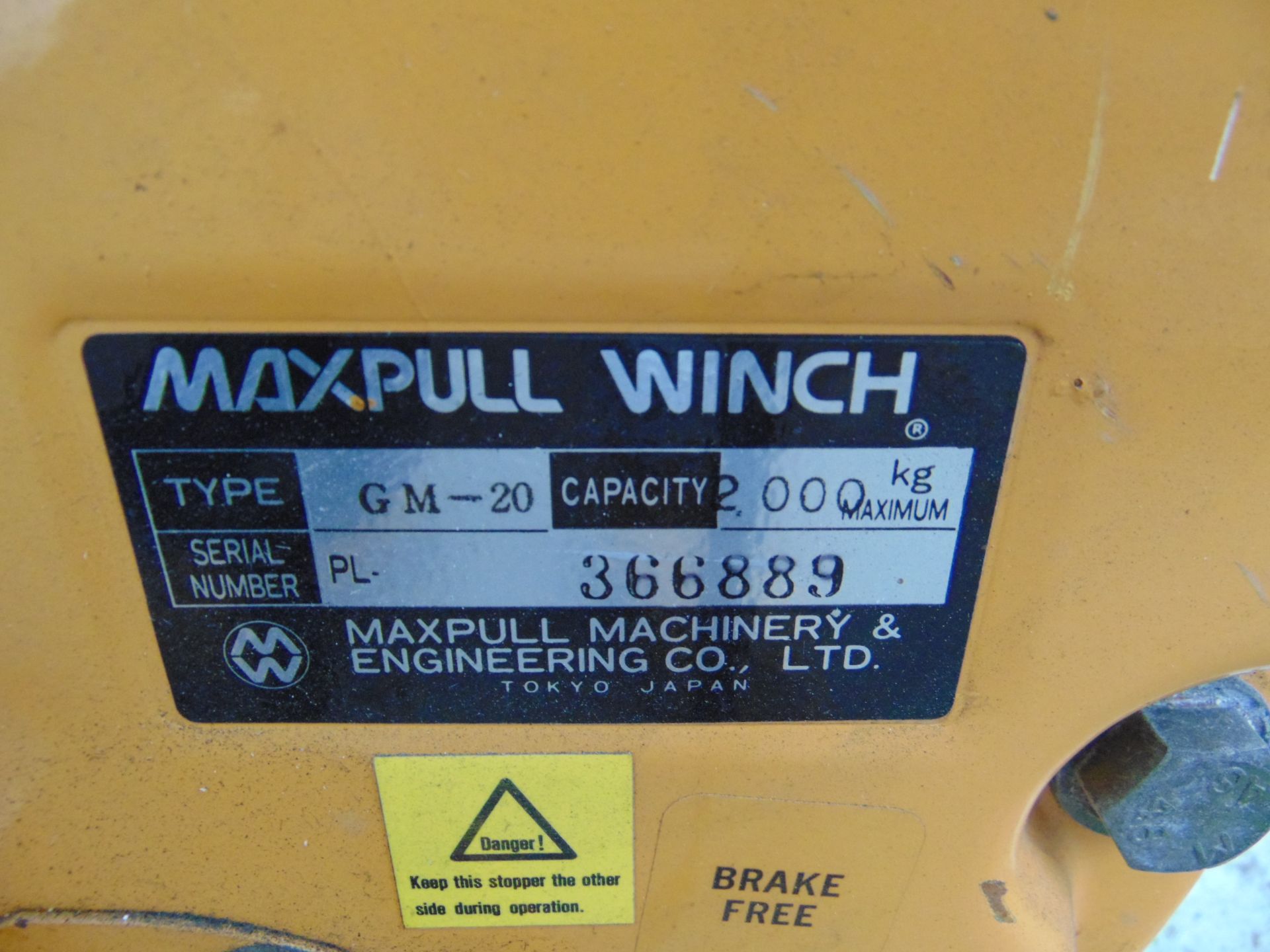 Maxpull GM-20 2000Kg Winch c/w 3 x snatch blocks - Image 7 of 7