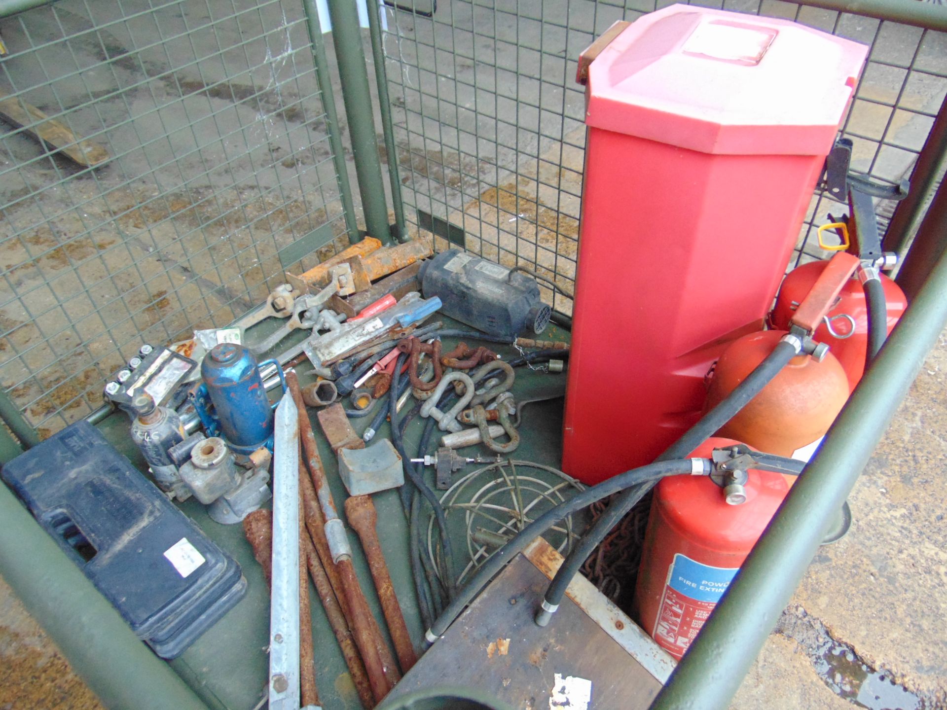 1 x Stillage of Tools, CES, Jacks Etc. - Image 4 of 6