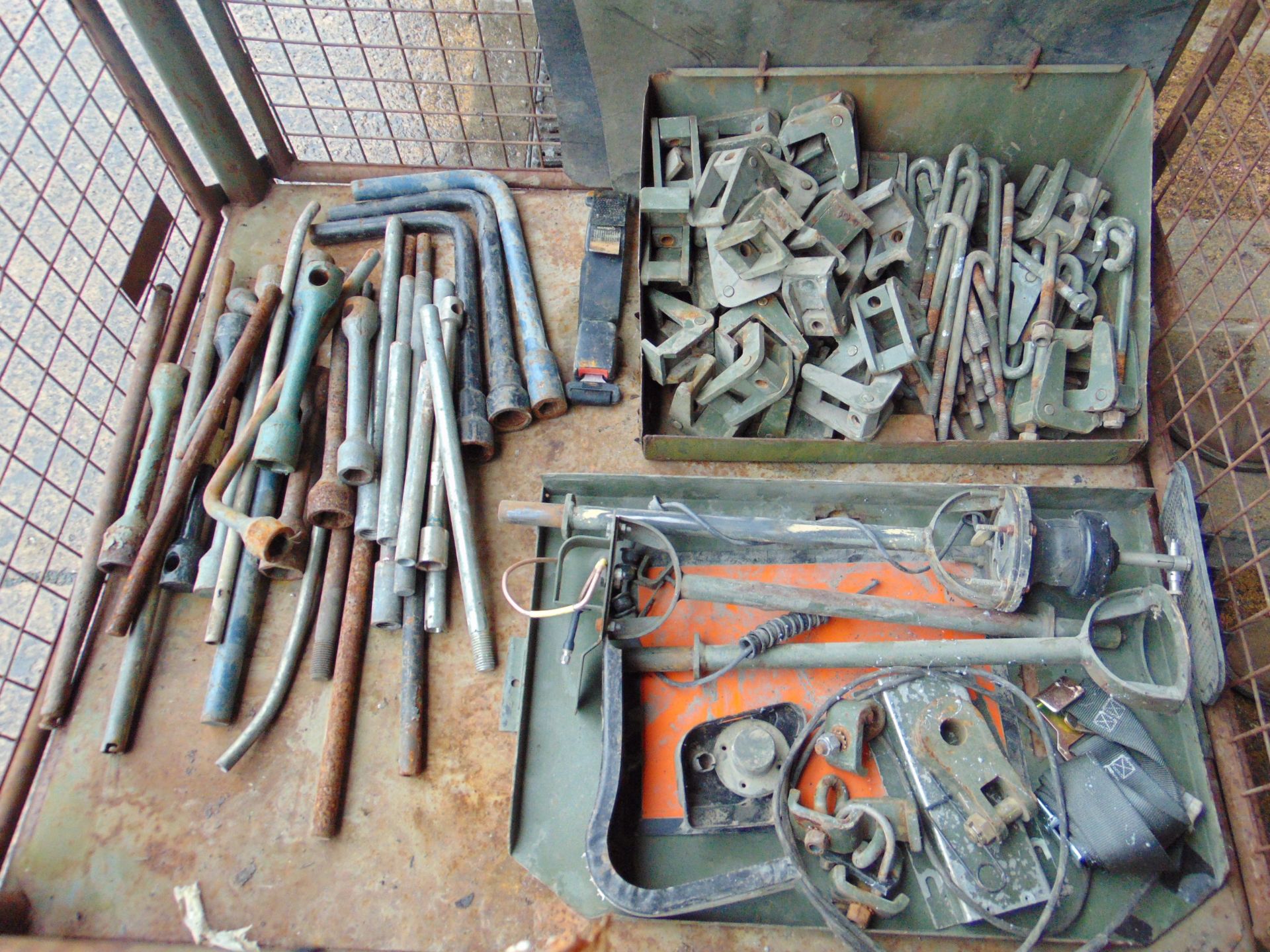 1 x Stillage of Tools, Vehicle Container Clamps, Antennas etc - Image 5 of 5