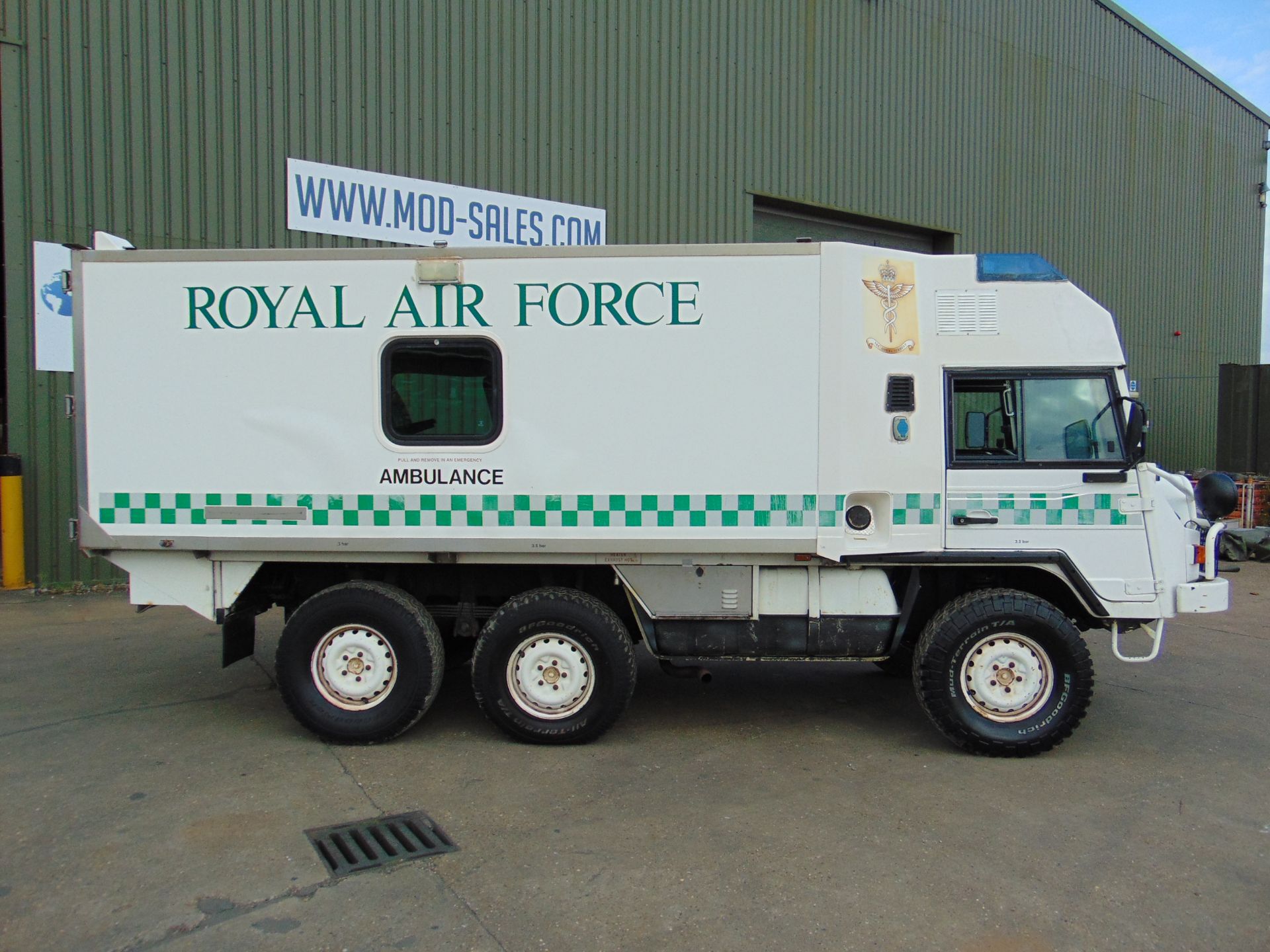 Military Specification Pinzgauer 718 6X6 - Image 10 of 53