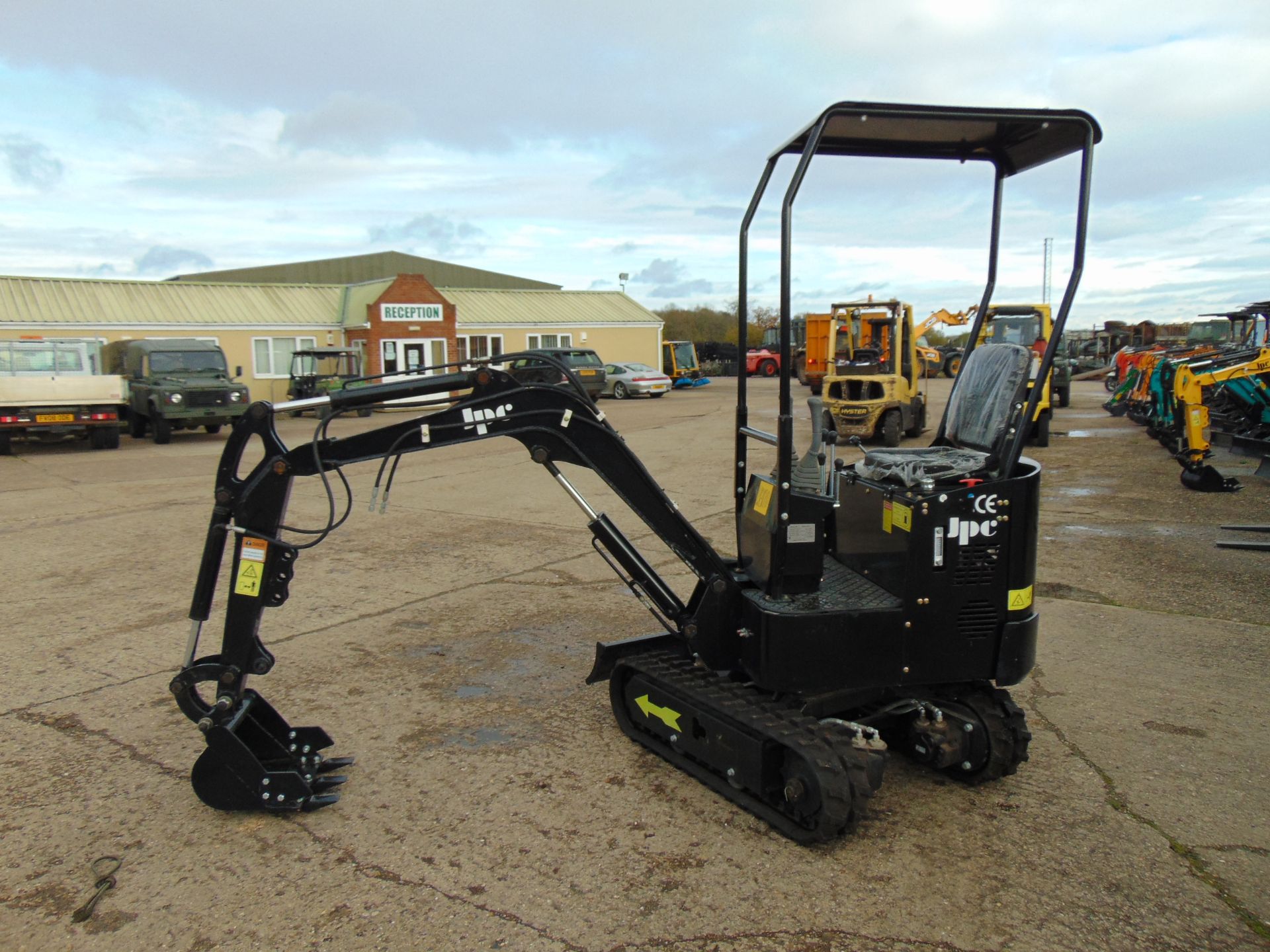 NEW UNUSED 2022 JPC HT12 Mini Excavator - Image 7 of 19