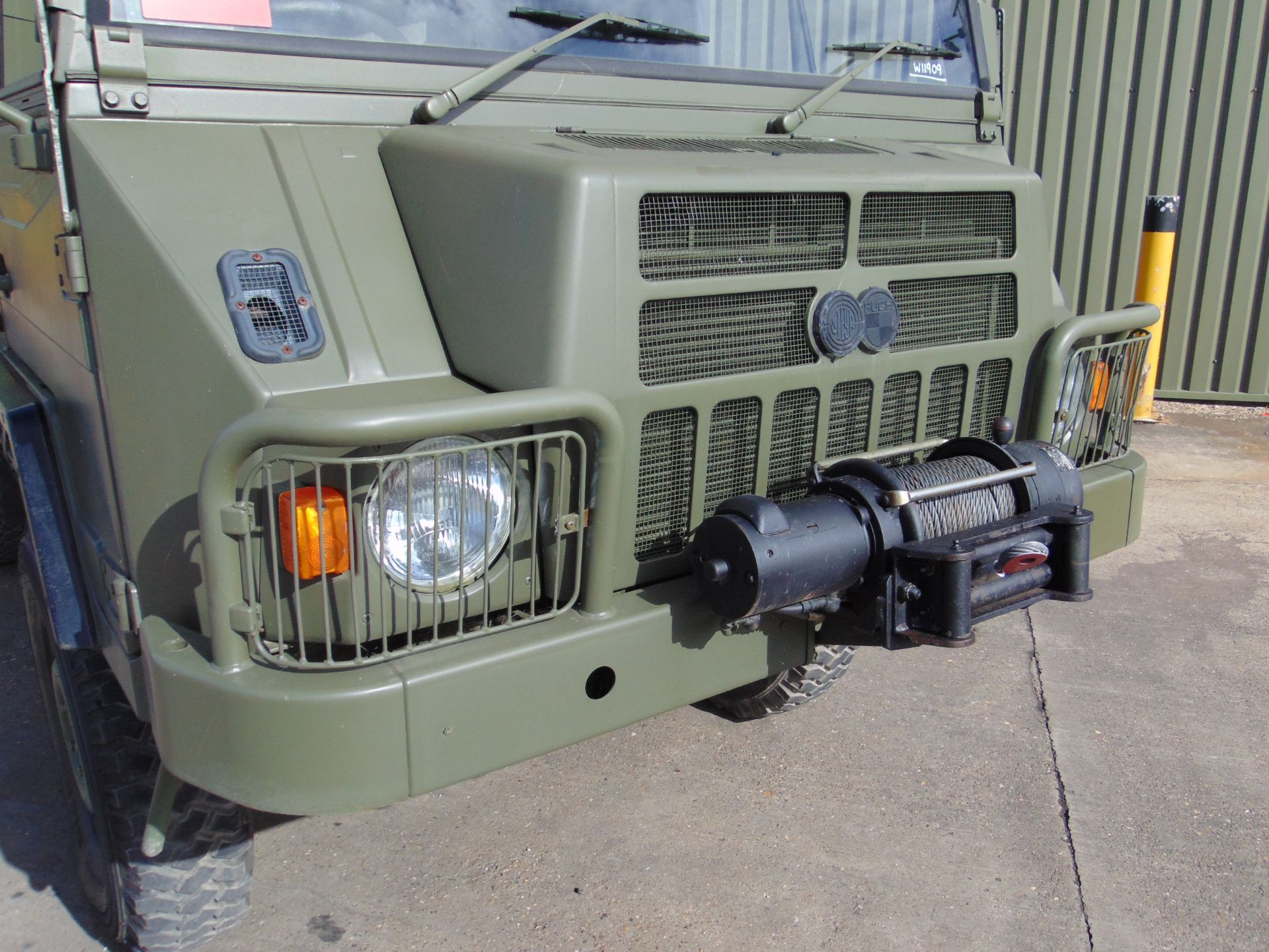 Military Specification Pinzgauer 716 4X4 Soft Top ONLY 26,686 MILES! - Image 10 of 36