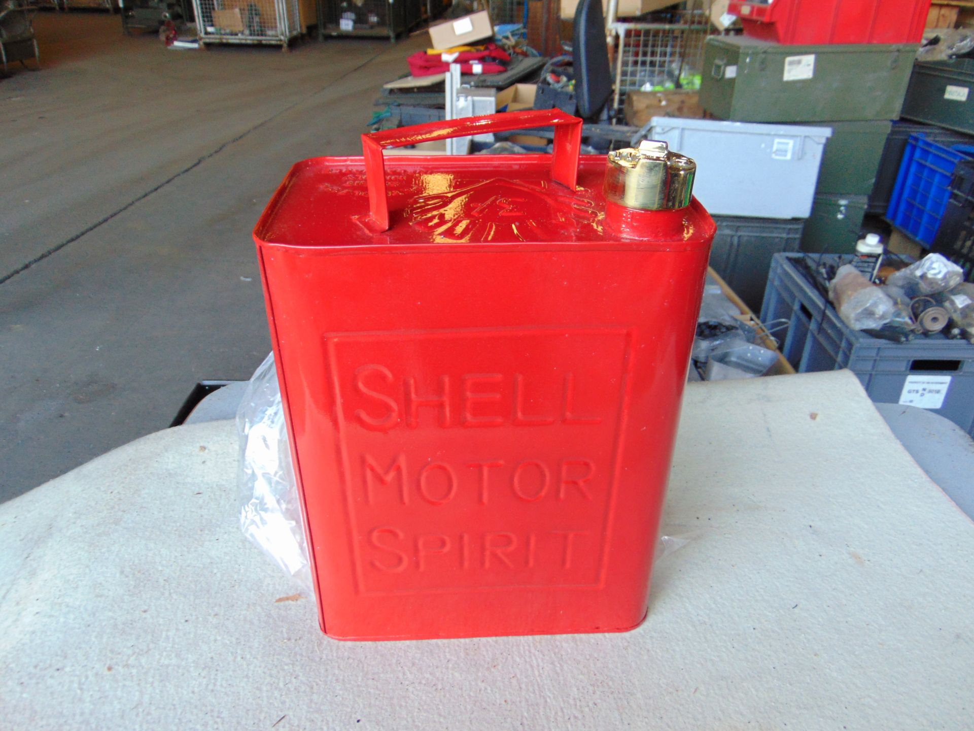 New Unused 1 Gall Shell Motor Spirit Fuel Can with Brass Top