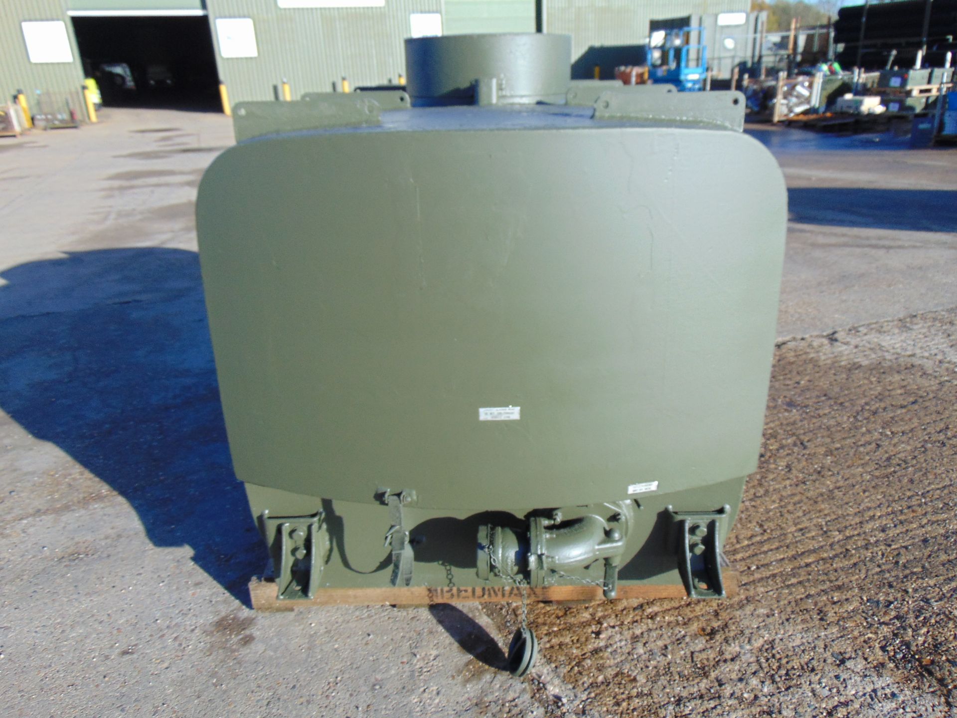 Gloster Saro 2,200Ltr Aluminium Fuel/Fluid Distribution Tank - Image 2 of 16