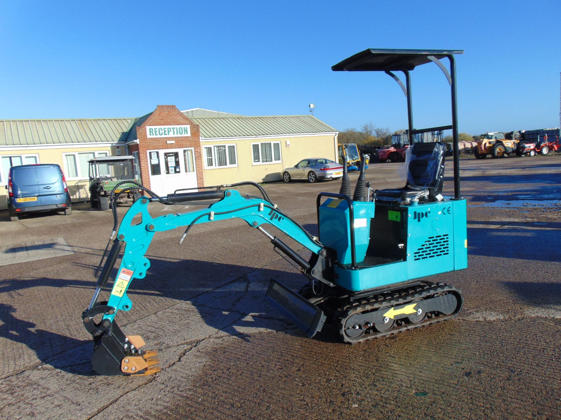 NEW UNUSED 2022 JPC HT12 Mini Excavator - Image 8 of 20