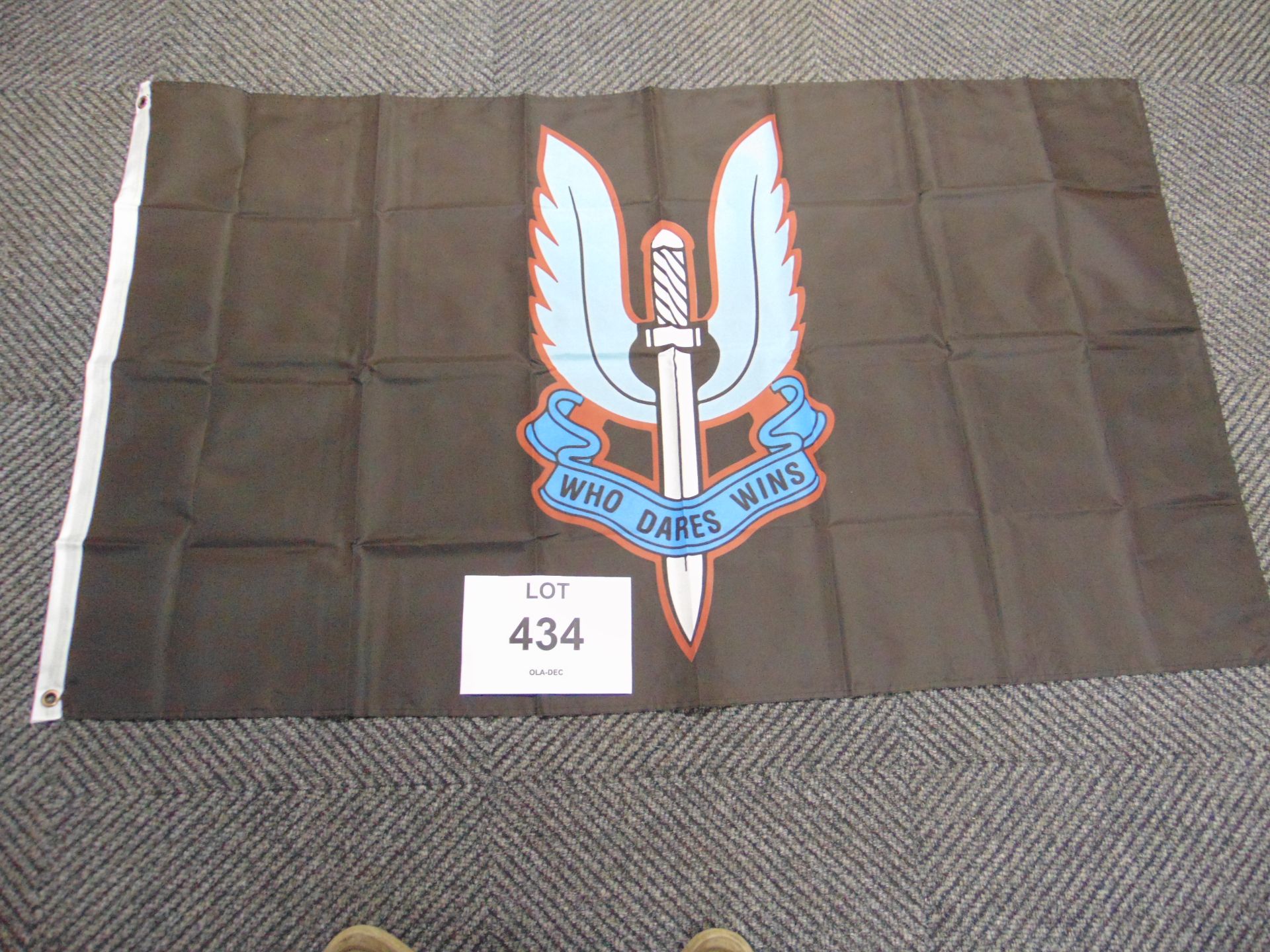 Special Service Who Dares Wins Black Flag with Brass Eyelets 5ft x 3ft