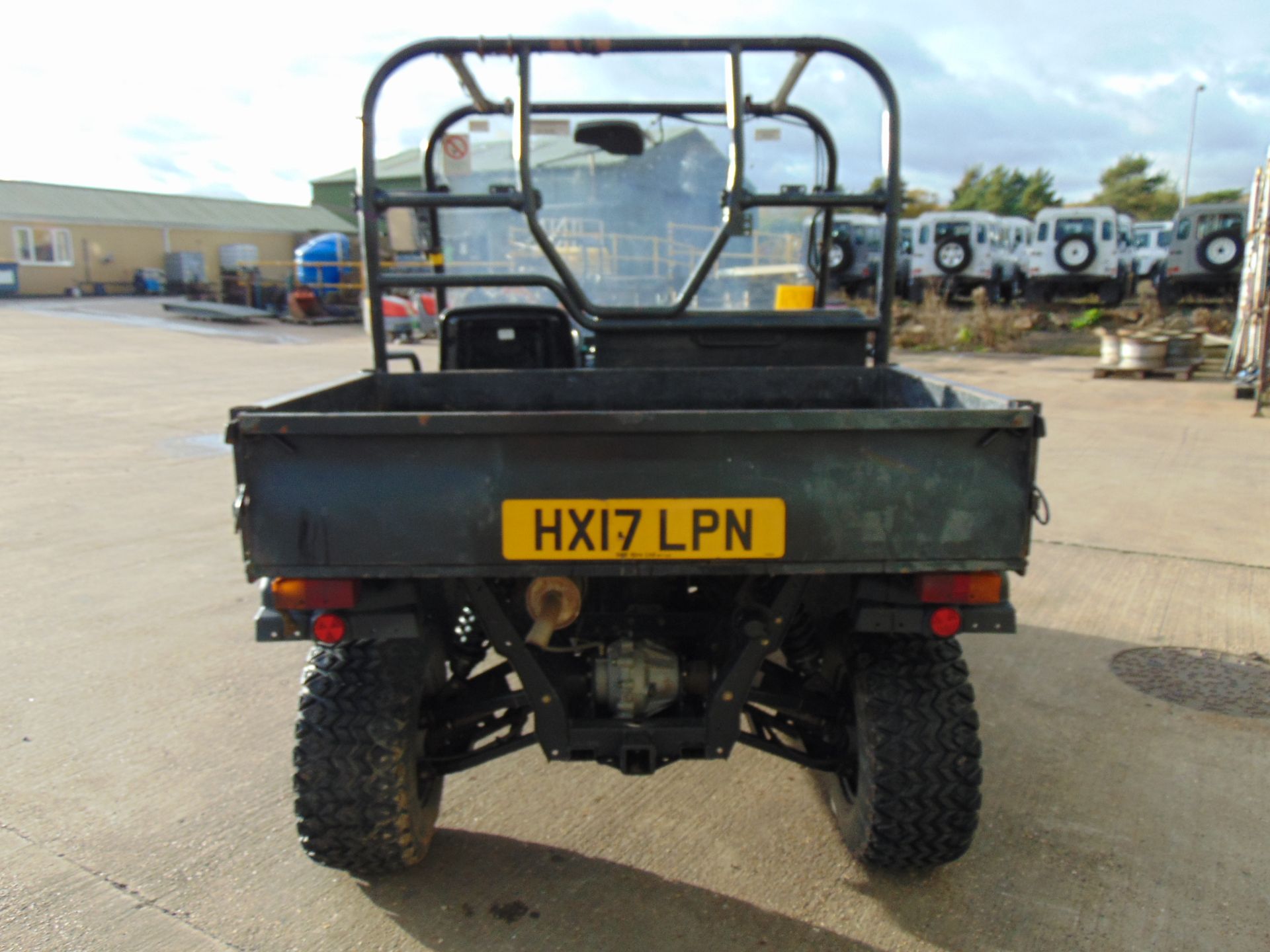 2017 Cushman XD1600 4x4 Diesel Utility Vehicle Showing 805 hrs - Image 6 of 17