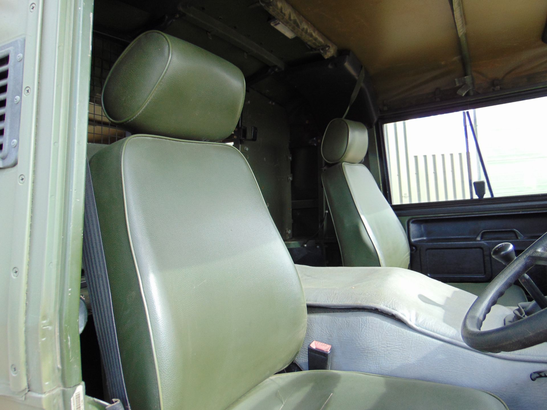 Military Specification Pinzgauer 716 4X4 Soft Top ONLY 26,686 MILES! - Image 27 of 36