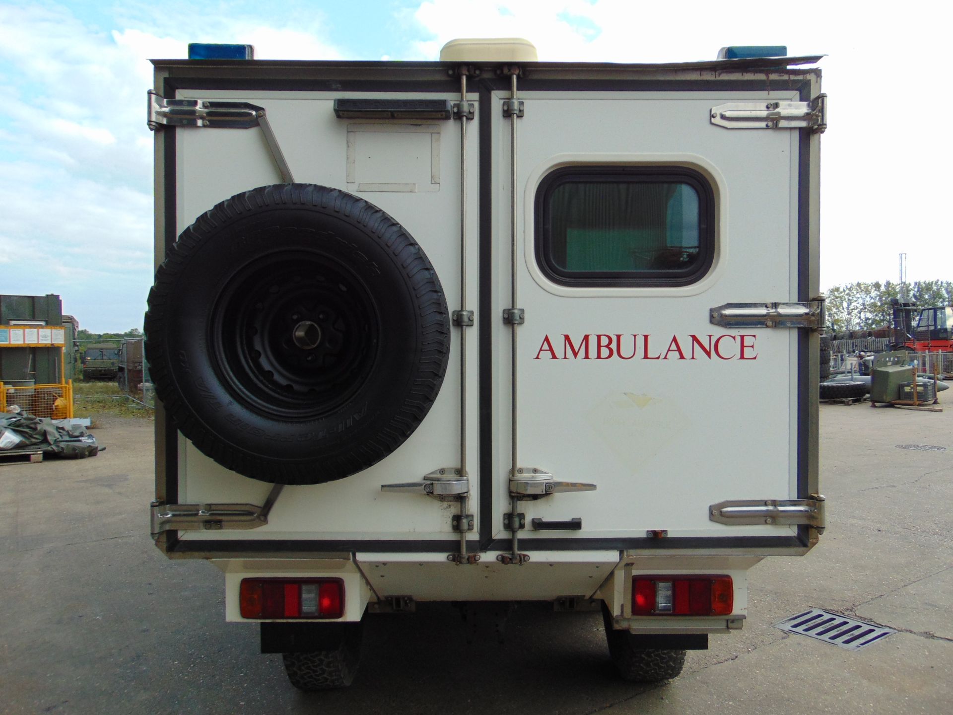 Military Specification Pinzgauer 718 6X6 - Image 8 of 53