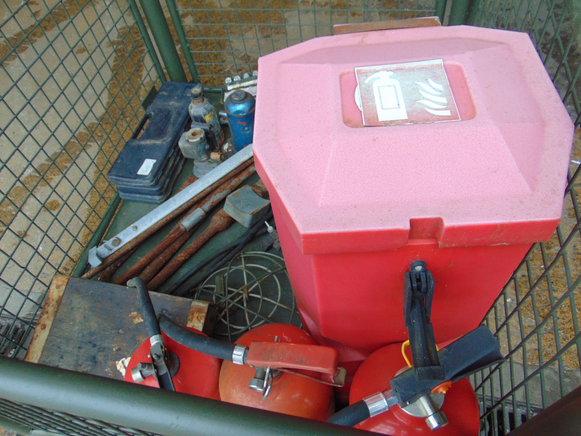 1 x Stillage of Tools, CES, Jacks Etc. - Image 3 of 6