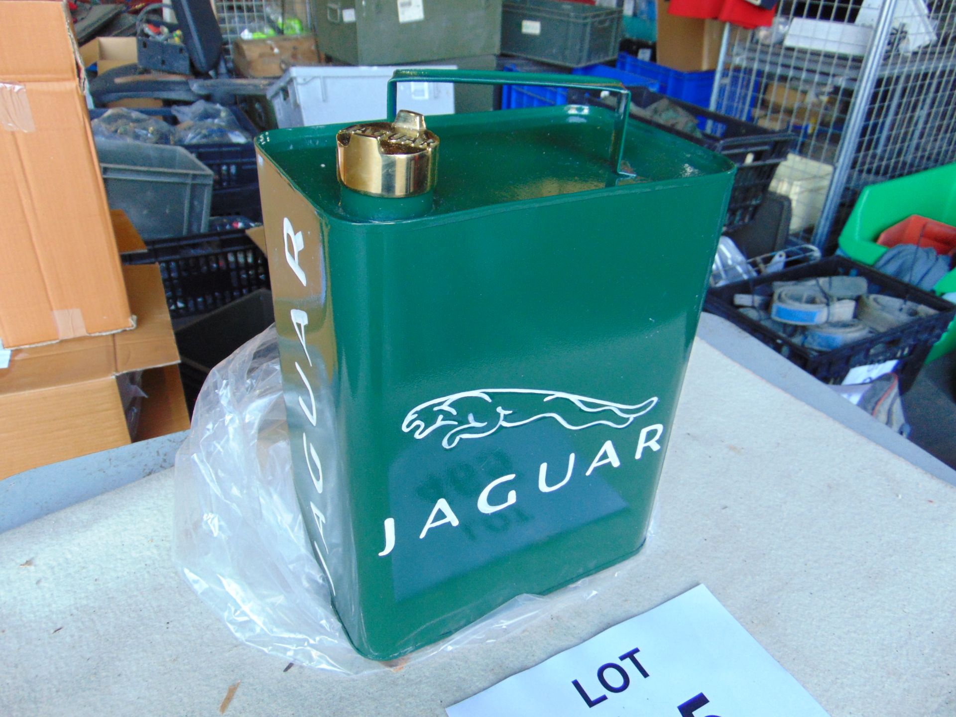 New Unused Jaguar 1 Gall Oil Can With Brass Top - Image 2 of 3
