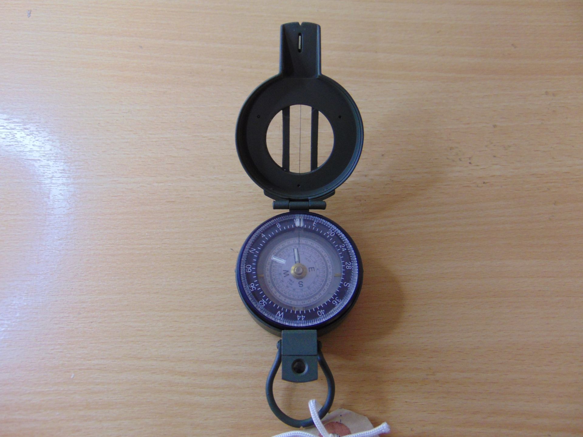 New and Unissued Francis Bake M88 Prismatic Compass Nato Marks in Mils - Image 3 of 3