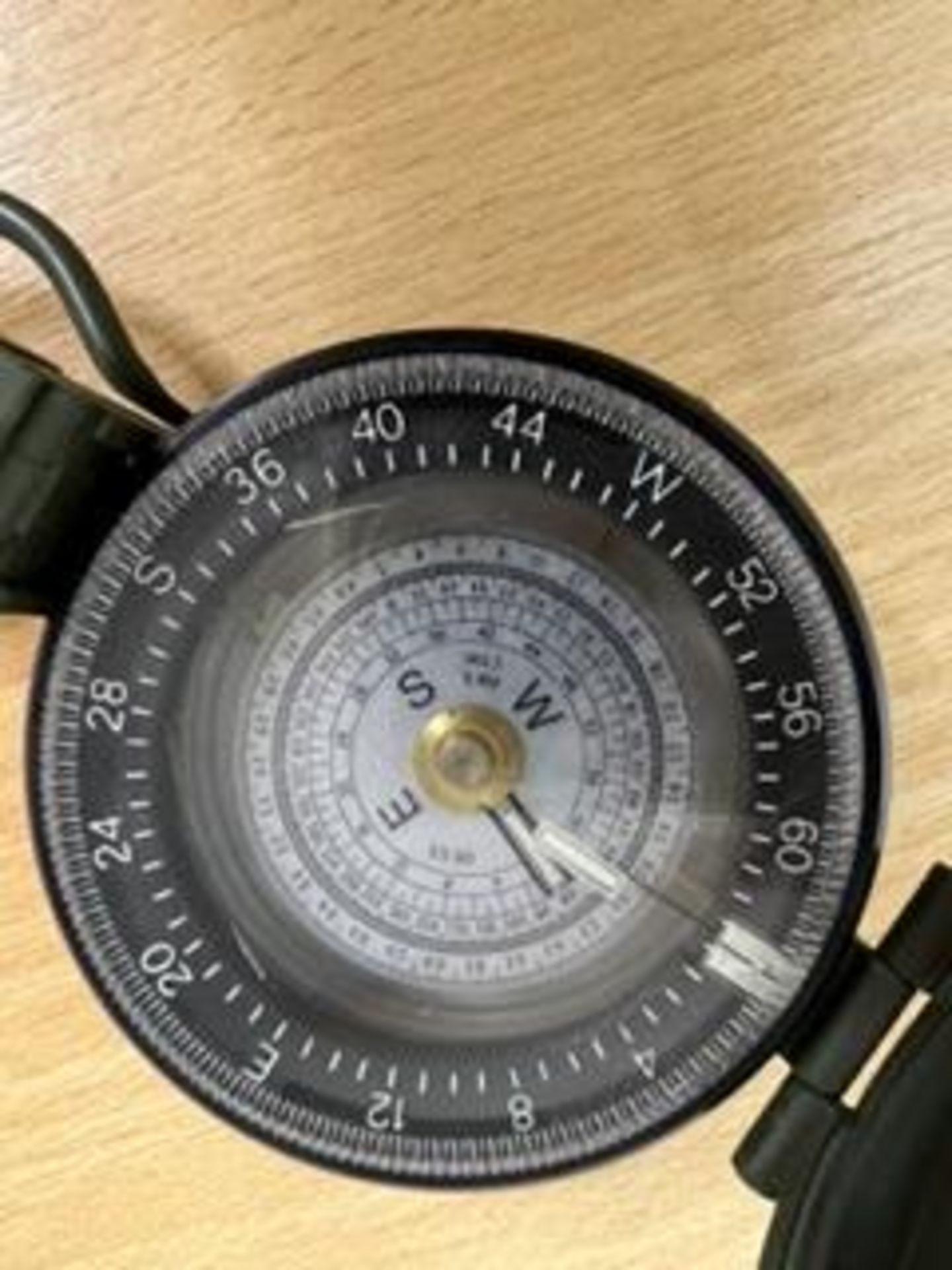 UNISSUED FRANCIS BAKER M88 PRISMATIC COMPASS NATO MARKINGS IN MILS - Image 5 of 7