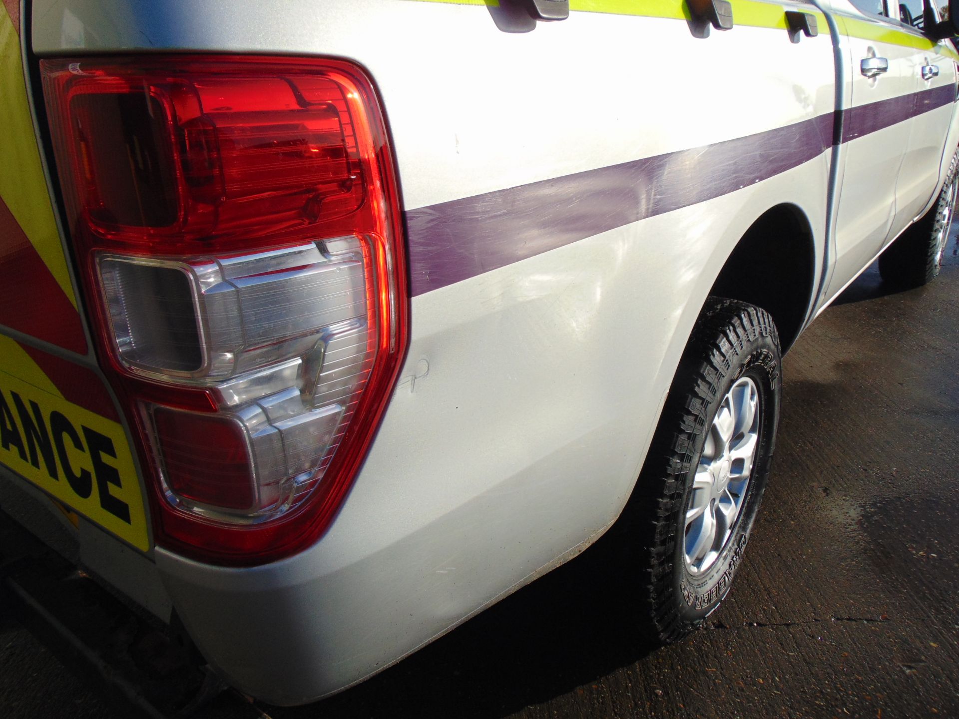 UK National Park 1 Owner 2014 Ford Ranger 2.2 6 Speed Double Cab ONLY 80,917 Miles! - Image 11 of 35