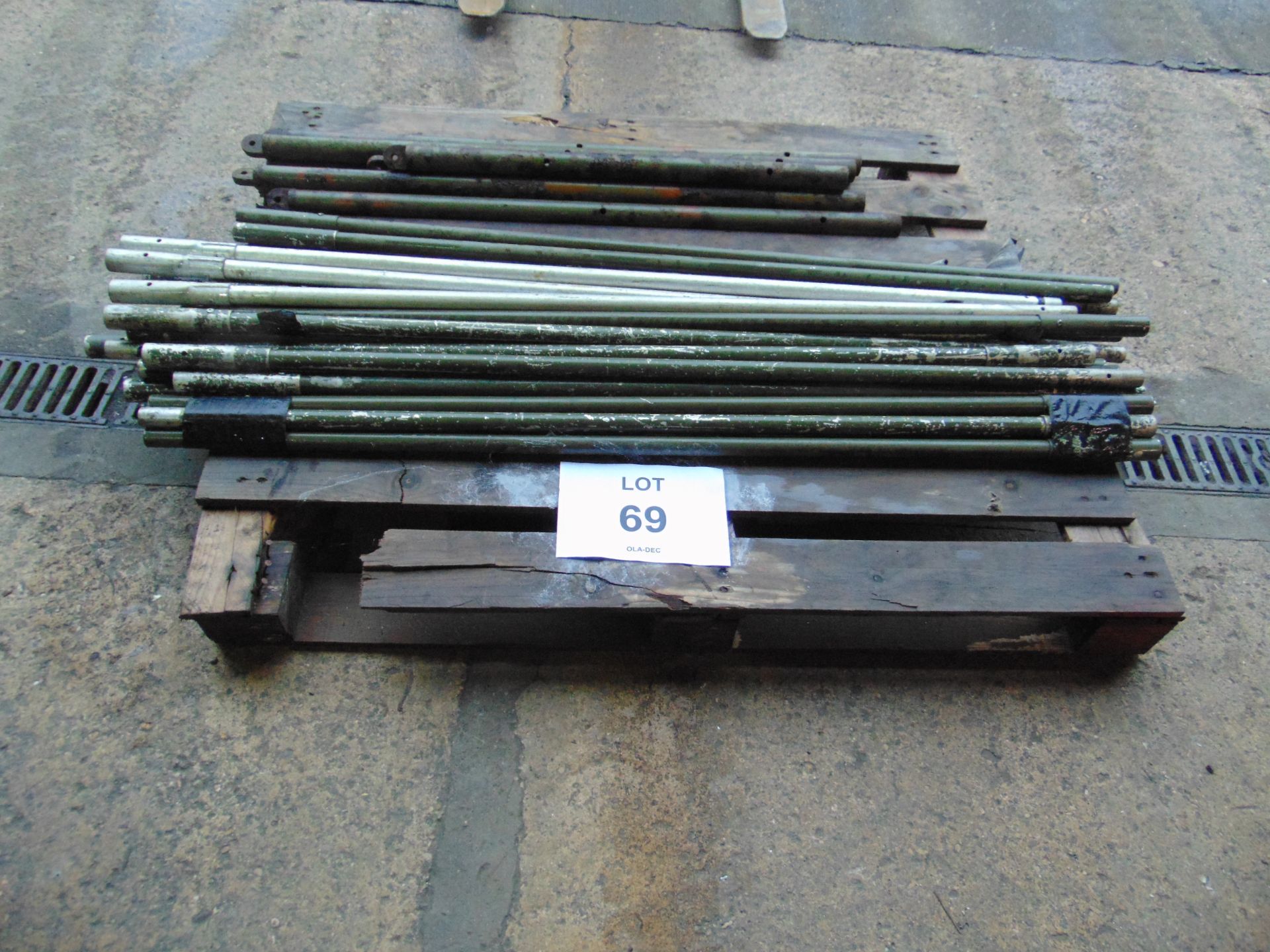 1 x Pallet of Aluminium Tent Poles etc - Image 4 of 4