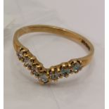 9ct yellow gold wishbone ring, approx 0.20cts, approx size M