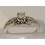 18ct white gold and diamond ring, approx gross 0.48ct, approx size K/L, stamped 750
