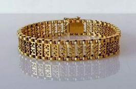 A vintage gold mesh bracelet, French hallmarks for 18ct, 33.83g