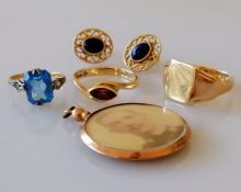 Two gem-set gold rings, sizes L, P, a pair of earrings, a signet ring, size Q, all 12g and gold fram