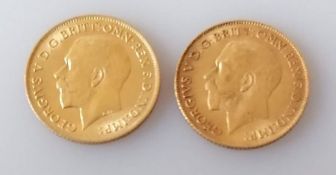 Two George V gold half-sovereigns, both 1915