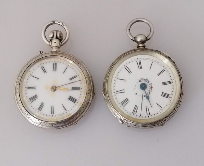 A late 19th century French stem-wind gold open-face fob watch with embossed case, stamped 18k - Bild 4 aus 8