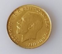 A George V gold half sovereign, 1914