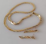An Italian-style tri-gold necklace, 37 cm, and matching earrings, import hallmarks, 9.5 g