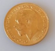 A George V gold sovereign, 1914