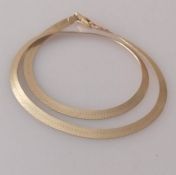 A 9ct yellow gold serpentine necklace with lobster clasp, import hallmarks, 44cm, 12g