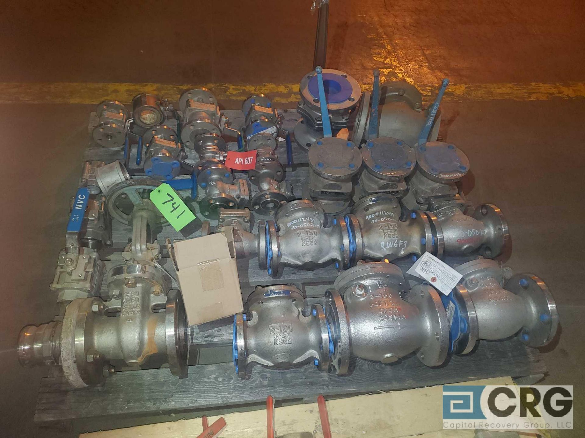 Valves - Image 2 of 7