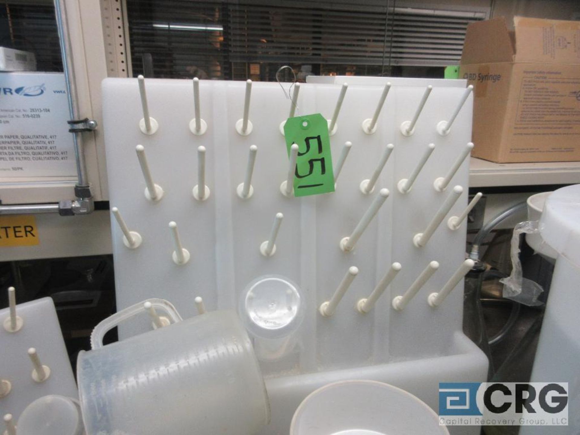 Lab Plasticware/Drying Rack - Image 2 of 4