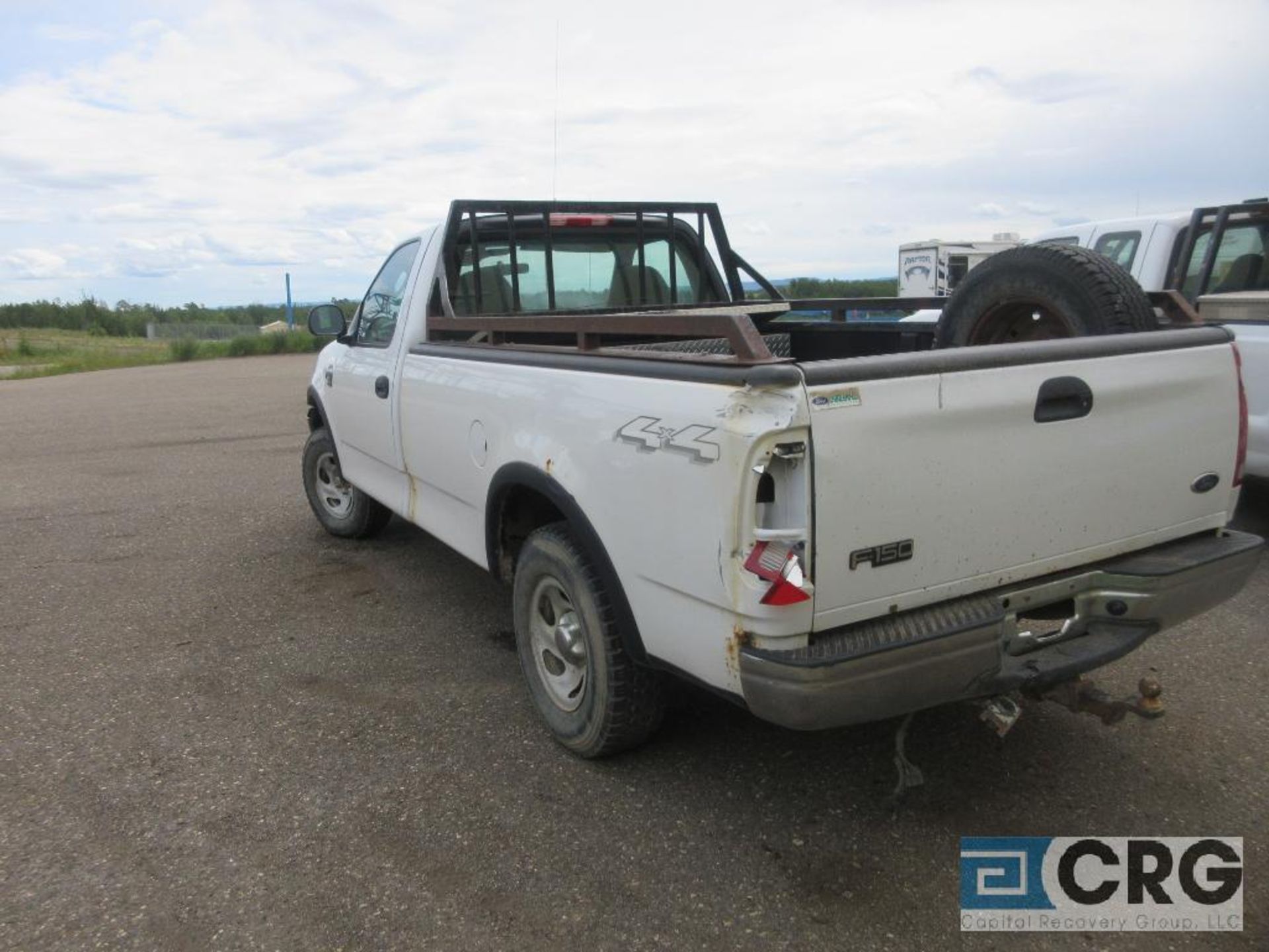 Pickup Truck - Image 14 of 81