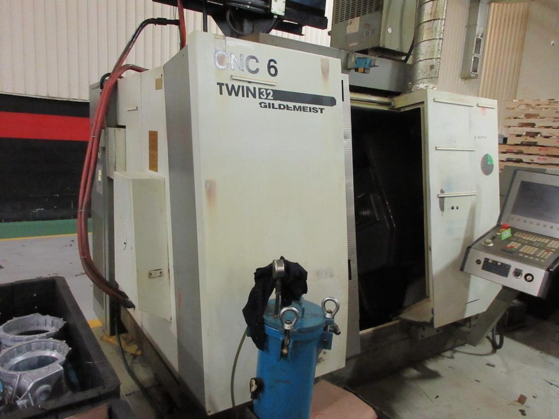 2004 DMG CNC Lathe, Model Twin 32, Twin Spindle, 4 Axis, CNC Control, Bar Material Diameter 32 mm, - Image 10 of 18