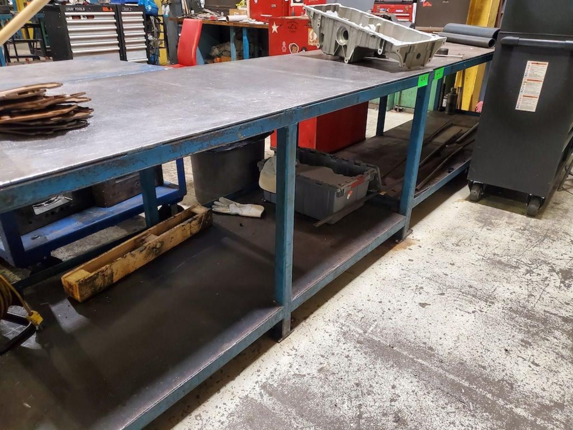 LOT OF 7 HD STEEL TABLES, EACH APPROX. 86INCH X 34INCH X 36INCH, 1/4INCH STEEL SURFACE, 1 W VISE [ - Image 3 of 5