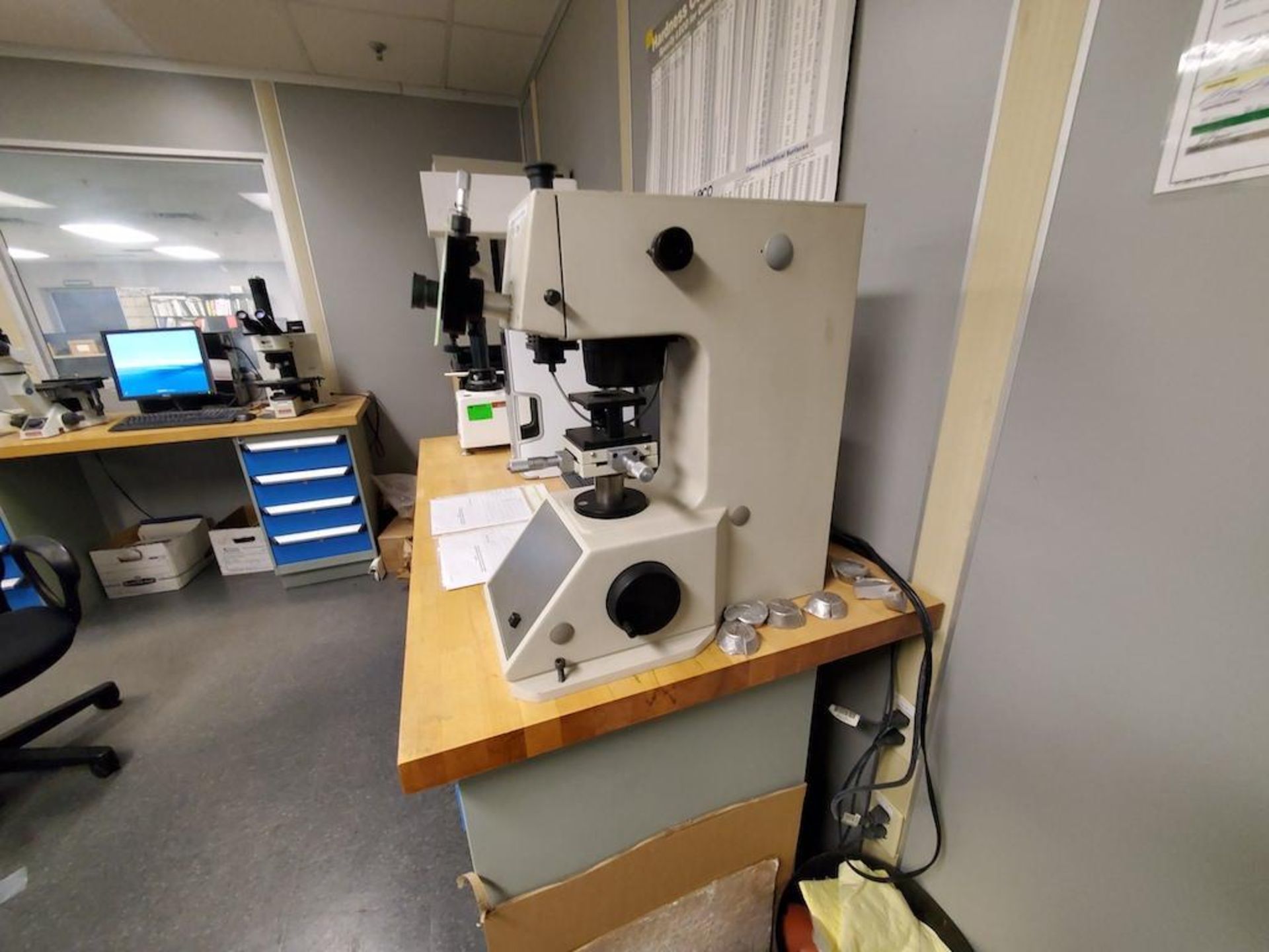 AKASHI MICRO HARDNESS TESTER, MODEL MVK-HO, SN 560775 [UPSTAIRS LAB] - Image 5 of 6