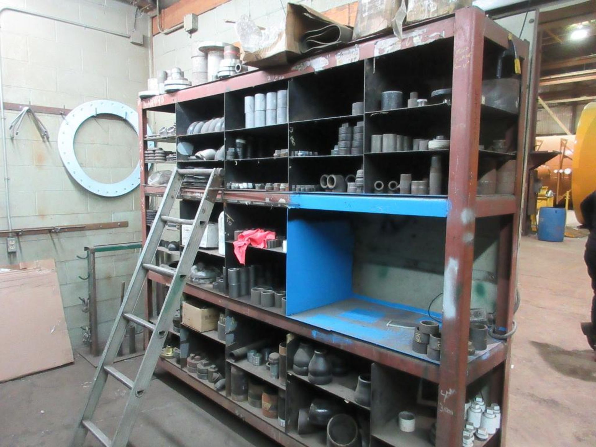 CONTENTS OF WEST TOOL ROOM EXCLUDING 6 LOTTED ITEMS (124, 125, 127, 127, 155, 156), INCLUDES FASTENE - Image 5 of 9