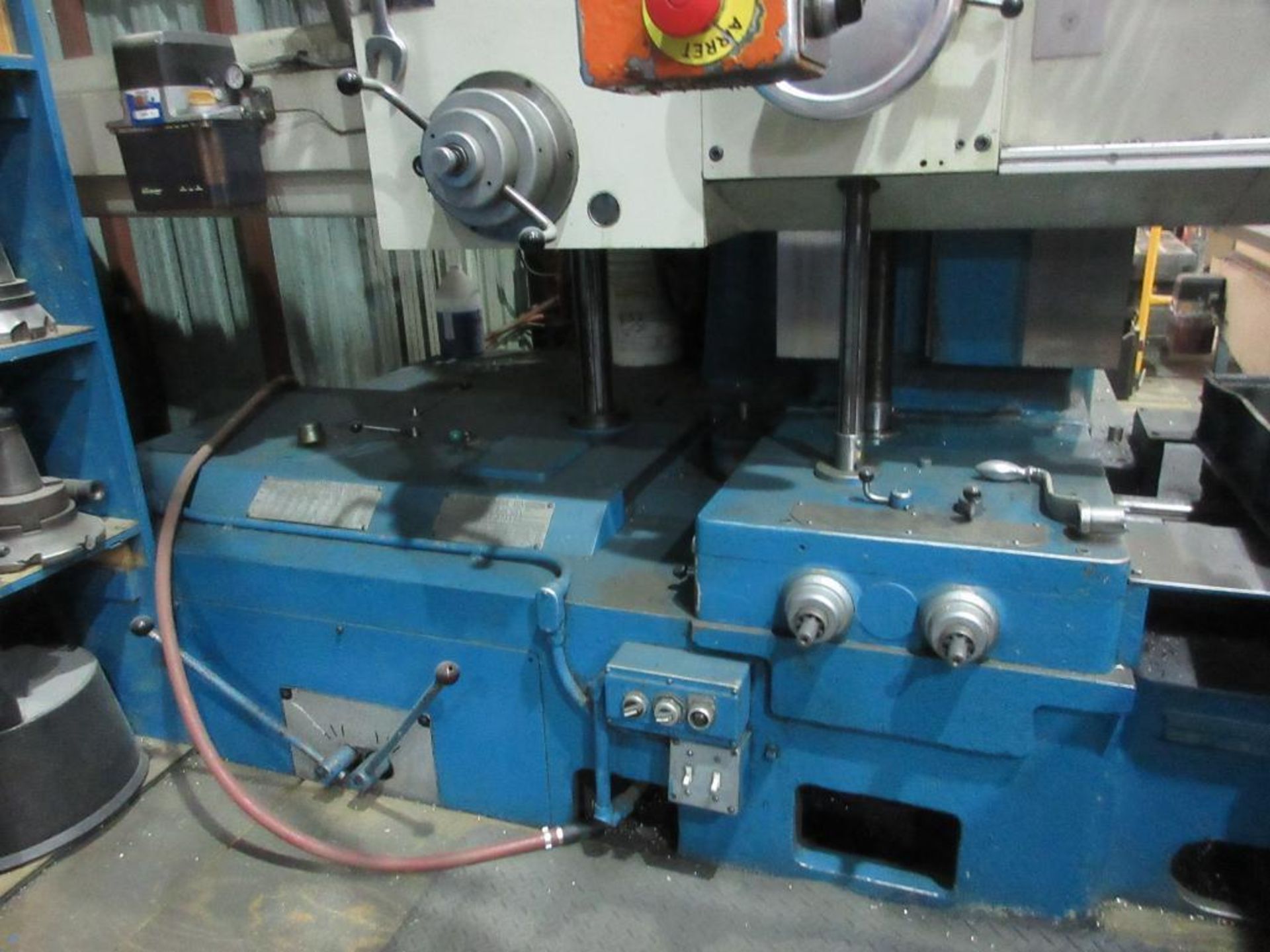 LUCAS PRECISION BORING MILL, MODEL 542B20, 56" X 122" TABLE, 10-1220 RPM, S/N 274, 10 TO 1220 RPM, S - Image 6 of 8