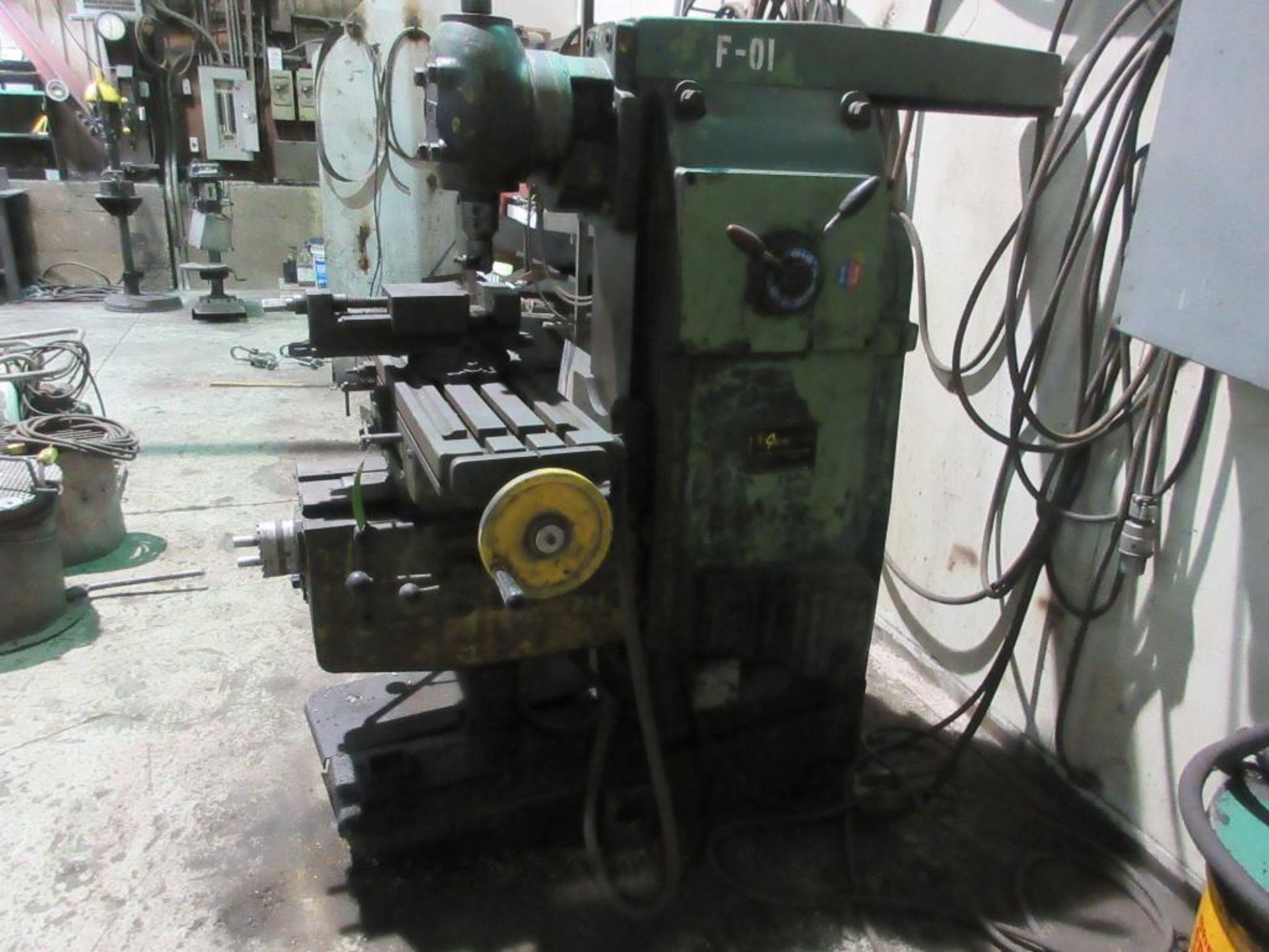 LAGUN MILLING MACHINE WITH 10' X 44" TABLE, 6" VISE, 3" SPINDLE WITH CUTTING TOOL, 28 TO 606RPM (EAS - Image 2 of 6