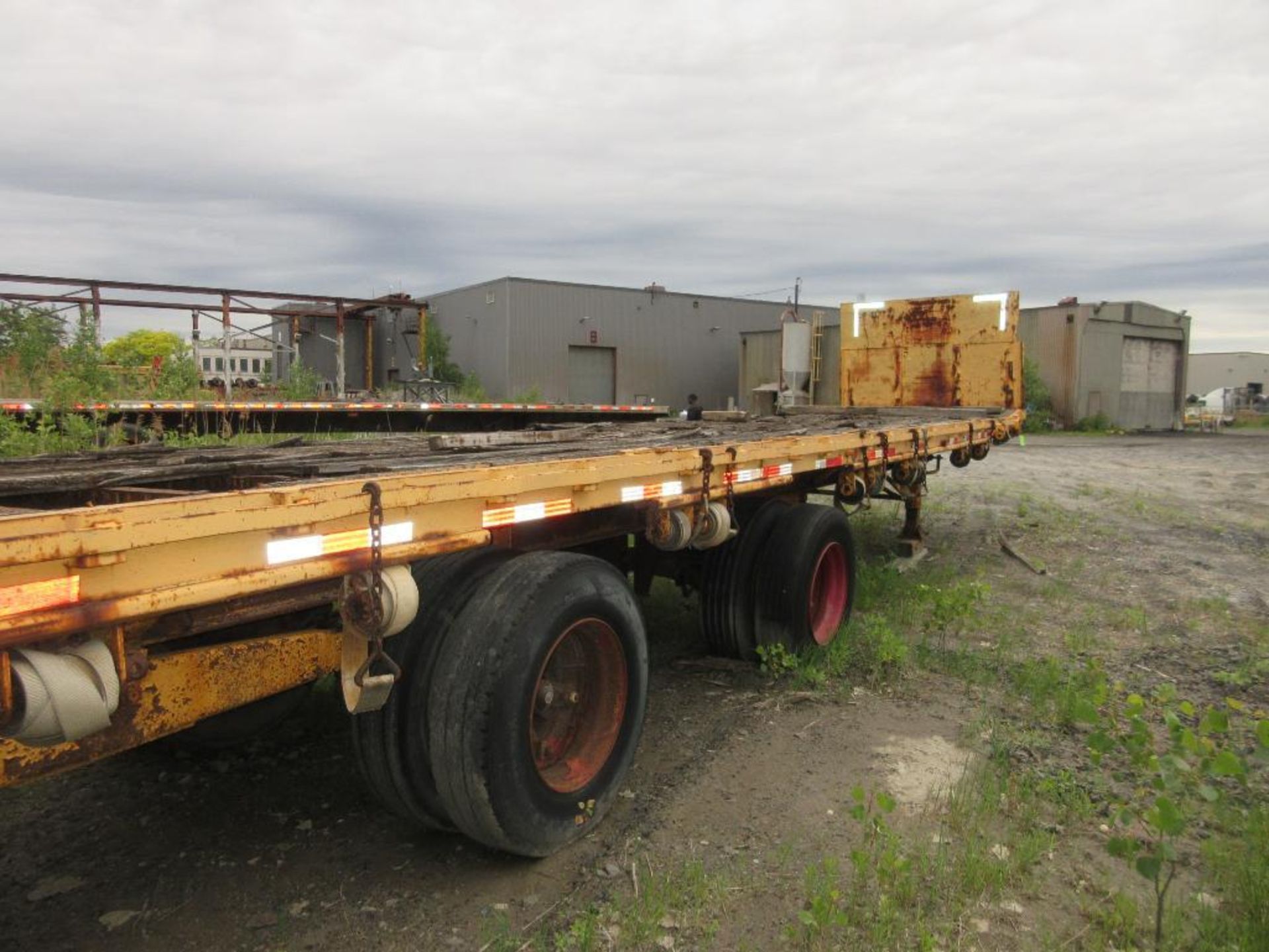 1967 CANCAR, 44' TRAILER, VIN 671026 (NORTH WEST YARD) *AUCTIONEER'S NOTE: YARD TRAILER, NO OWNERSHI - Image 5 of 10