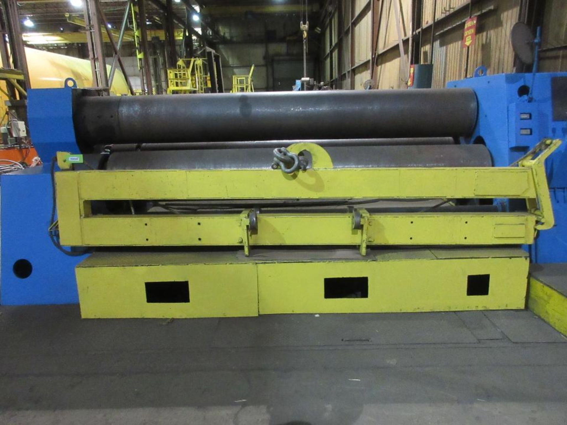 CRANE HELD PLATE FEEDER, 11' TOTAL LENGTH, 10'W ROLLERS (SOUTH CENTRAL PLANT) - Image 3 of 3