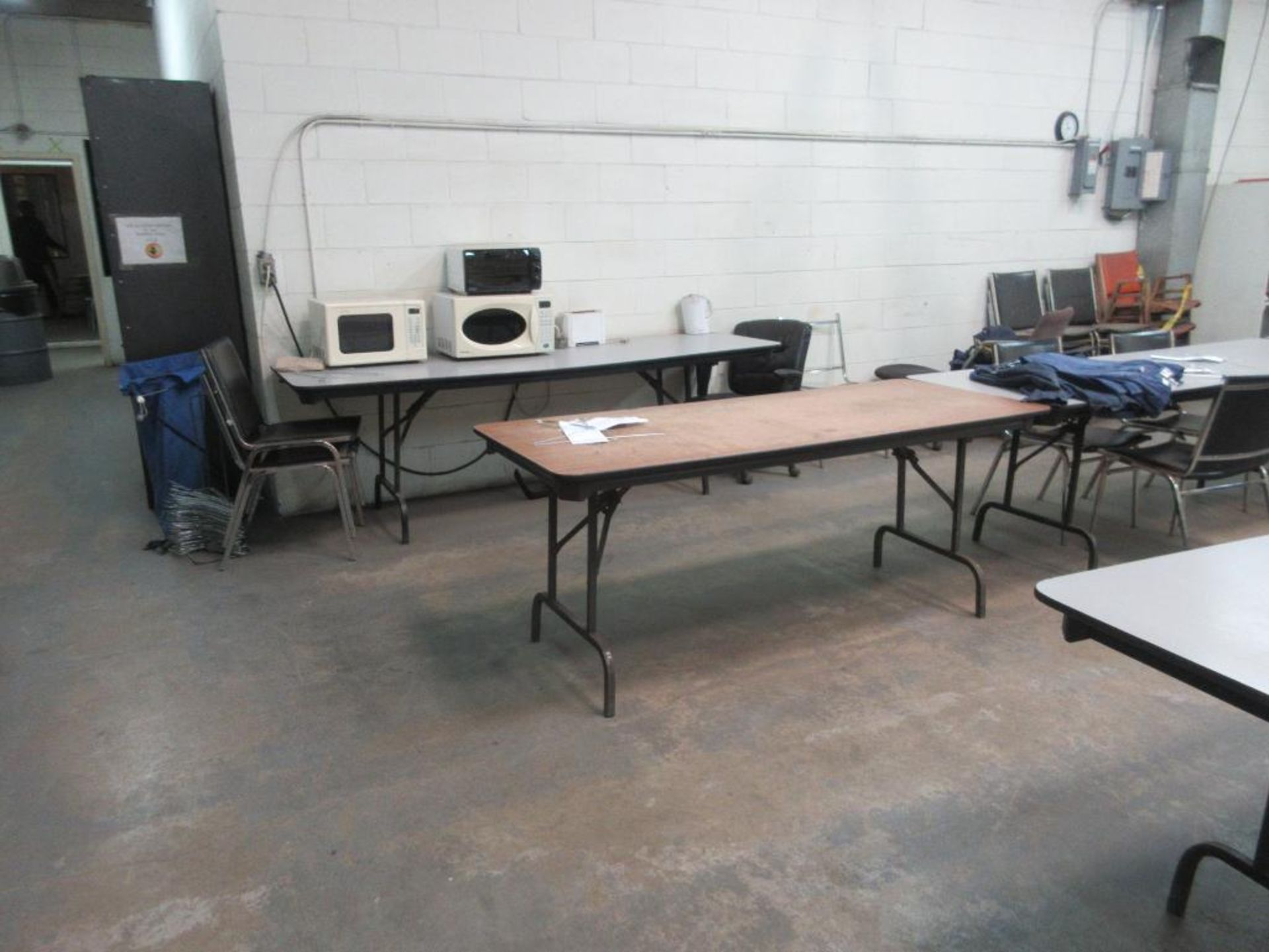 REMAINING CONTENTS OF EMPLOYEE BREAK AREA INCL FOLDING TABLES, STACKABLE CHAIRS, MICROWAVES, FRIDGES - Image 2 of 5