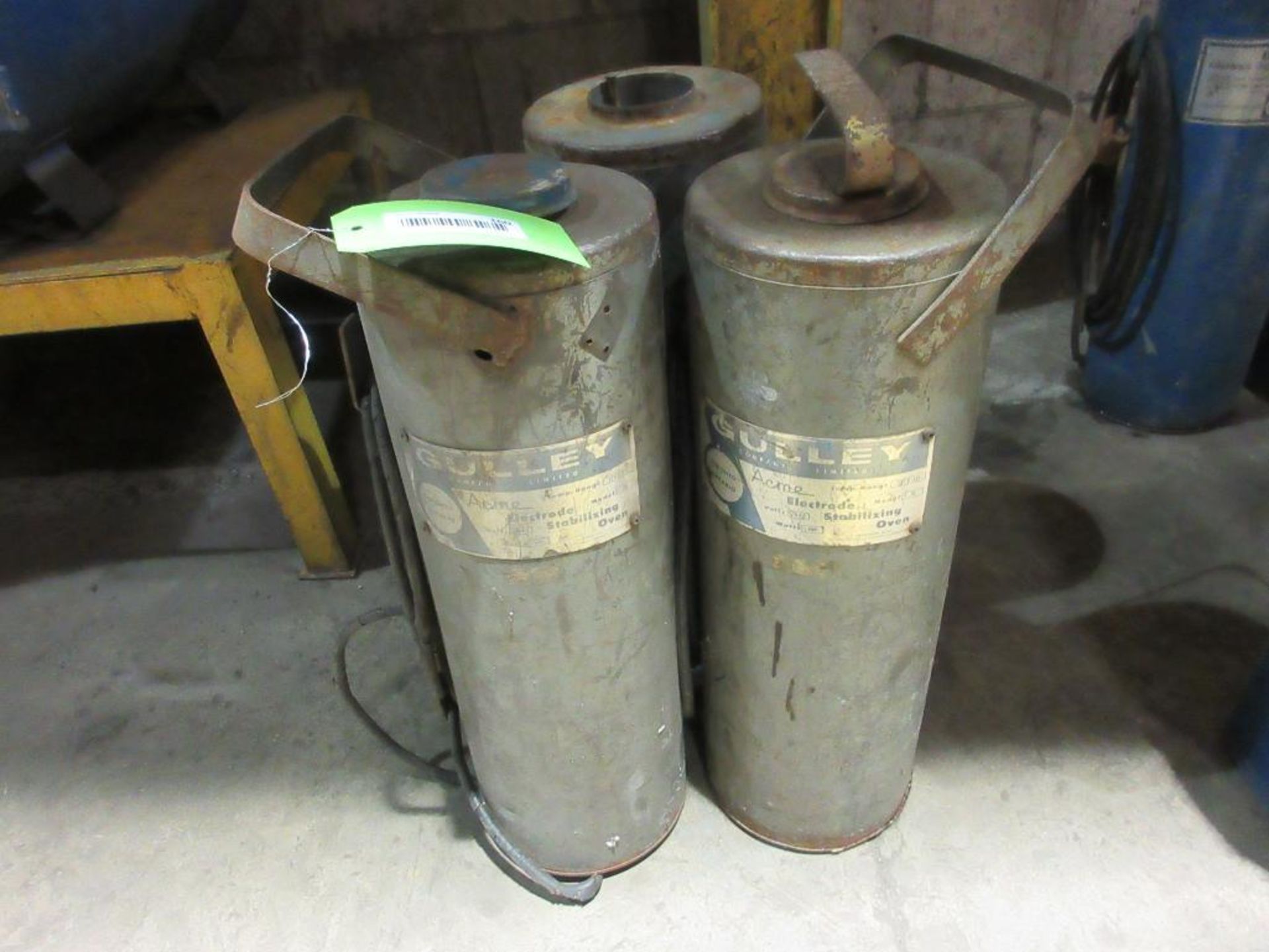 LOT OF 3 GULLEY ELECTRODES MODEL 10 STABILIZING OVENS (1 MISSING CAP) (CENTRAL CRIB AREA)