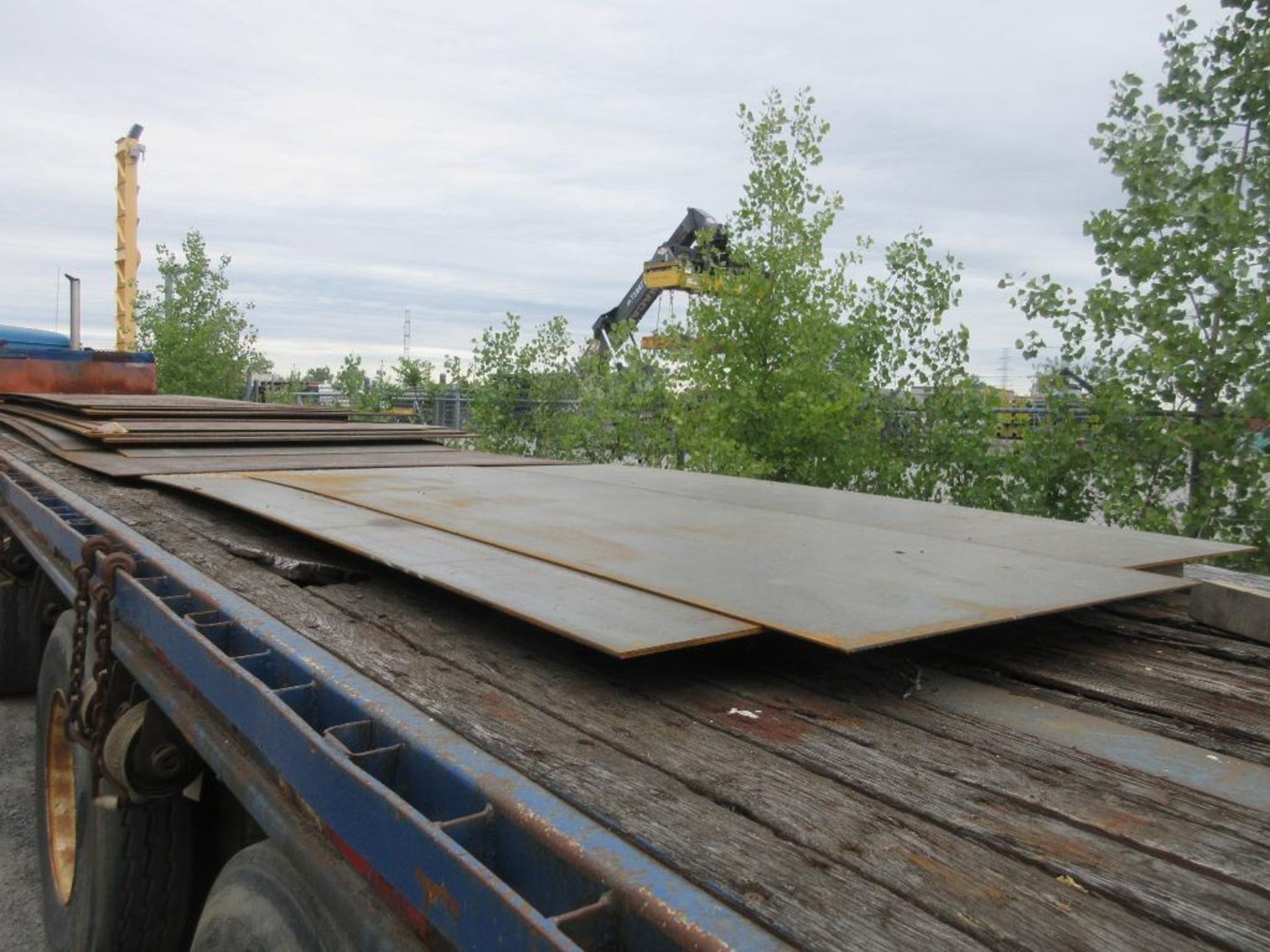 LOT OF 27 SHEETS OF PLATE STEEL ON TRAILER (NO TRAILER), TOTAL WEIGHT 293,559 LBS, SIZES PER PHOTO ( - Image 11 of 14