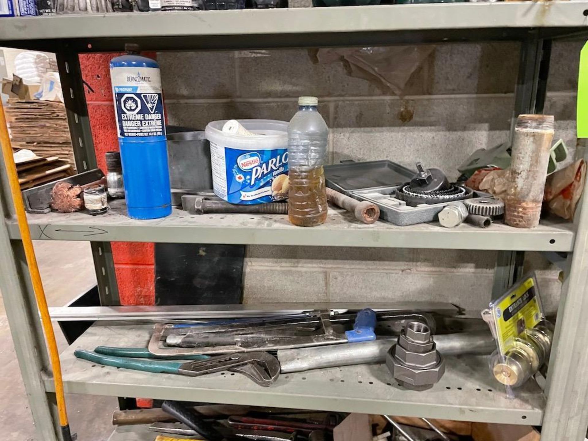 1 metal shelf includng assorted tools, torque wrench, hammers, sledge, misc cutters etc - Image 3 of 4