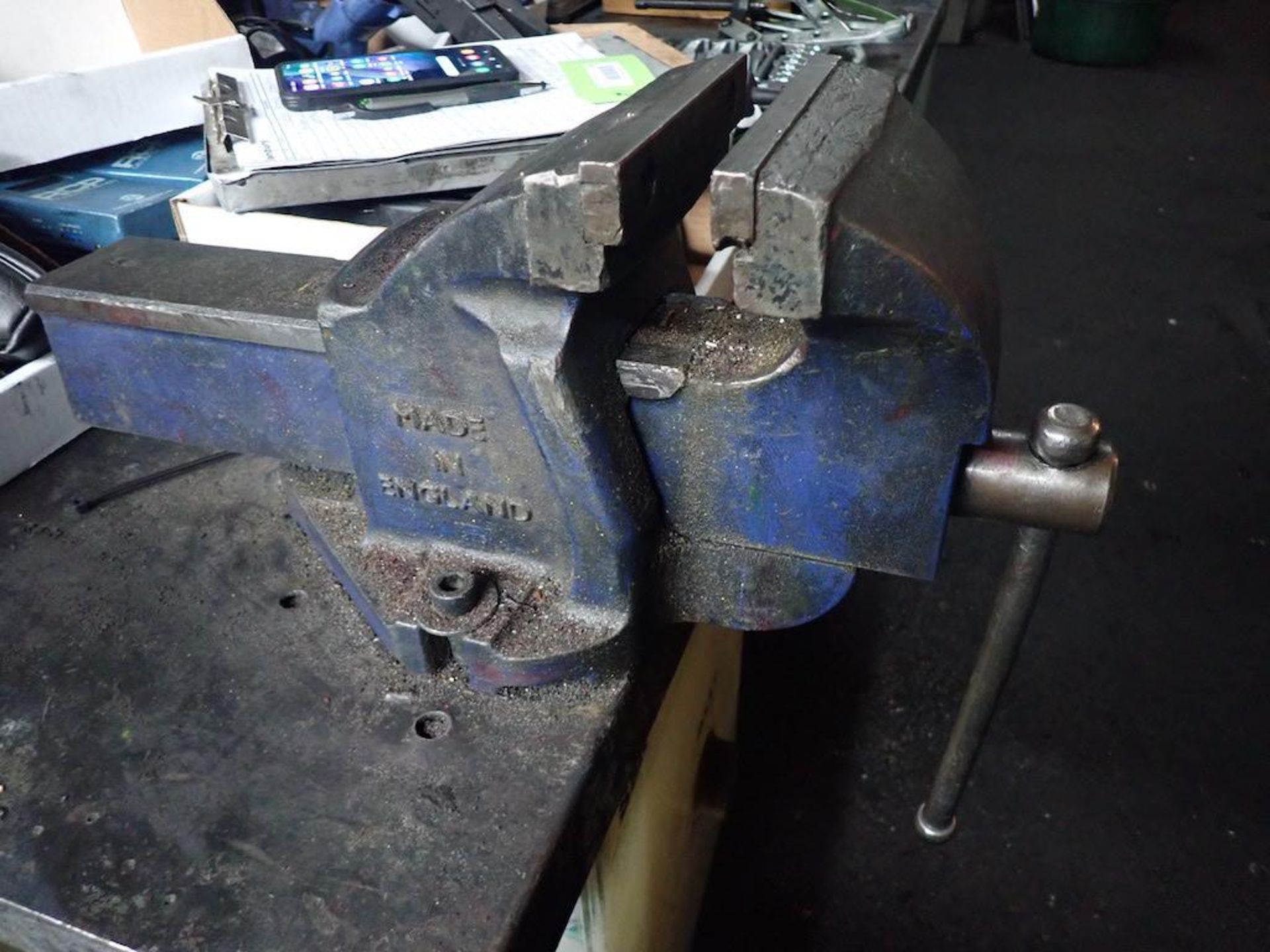 RECORD 6" TABLE VISE W/5' TABLE & LIQUID CONTAINER - Image 2 of 2