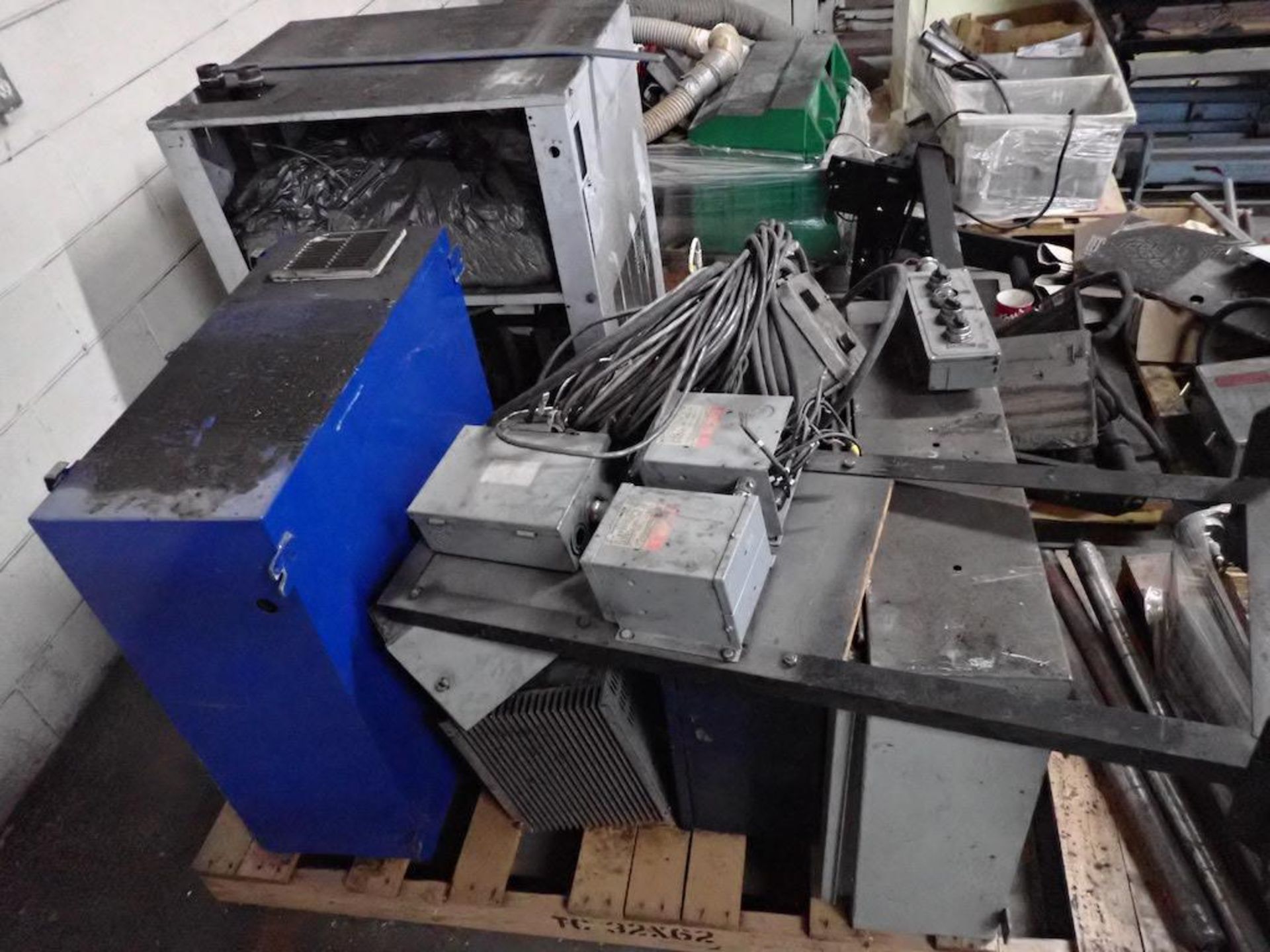 LOT: GAMMERLER STACKER MODEL KL503/1 (PARTS MACHINE), BALDWIN COUNTOVEYOR (PARTS), BUTLER FEEDER, 9 - Image 3 of 8