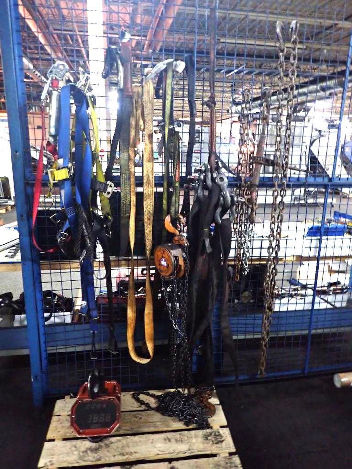 LOT MOD. ZCS-3 3-TON HANG SCALE, 2-TON CHAIN HOIST W/CHAINS & SLINGS