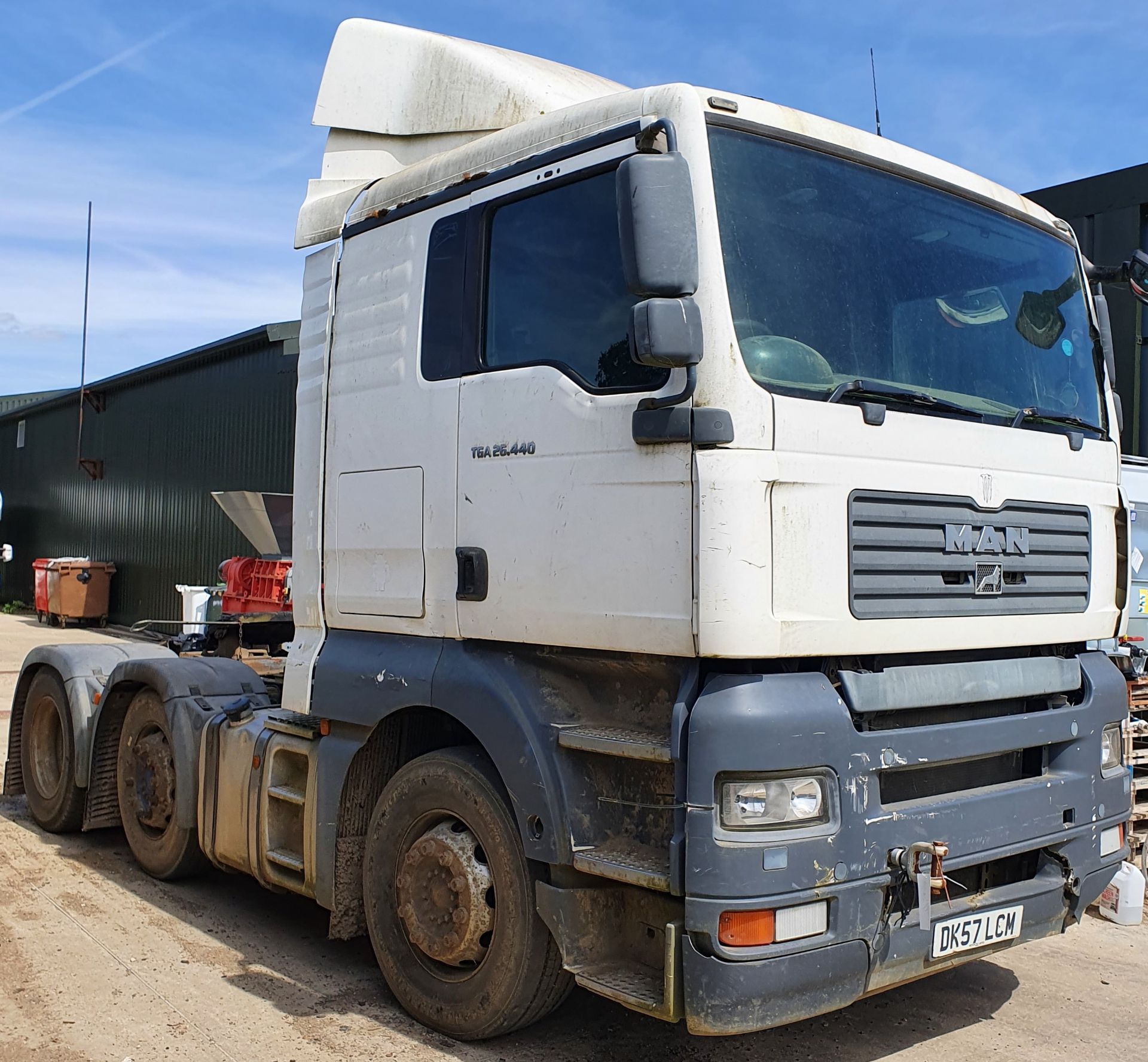 A MAN TGA 26.440 FPLRS/XL 2.6 Articulated Tractor Unit, Registration No. DK57 LCM, max Weight - Image 2 of 8